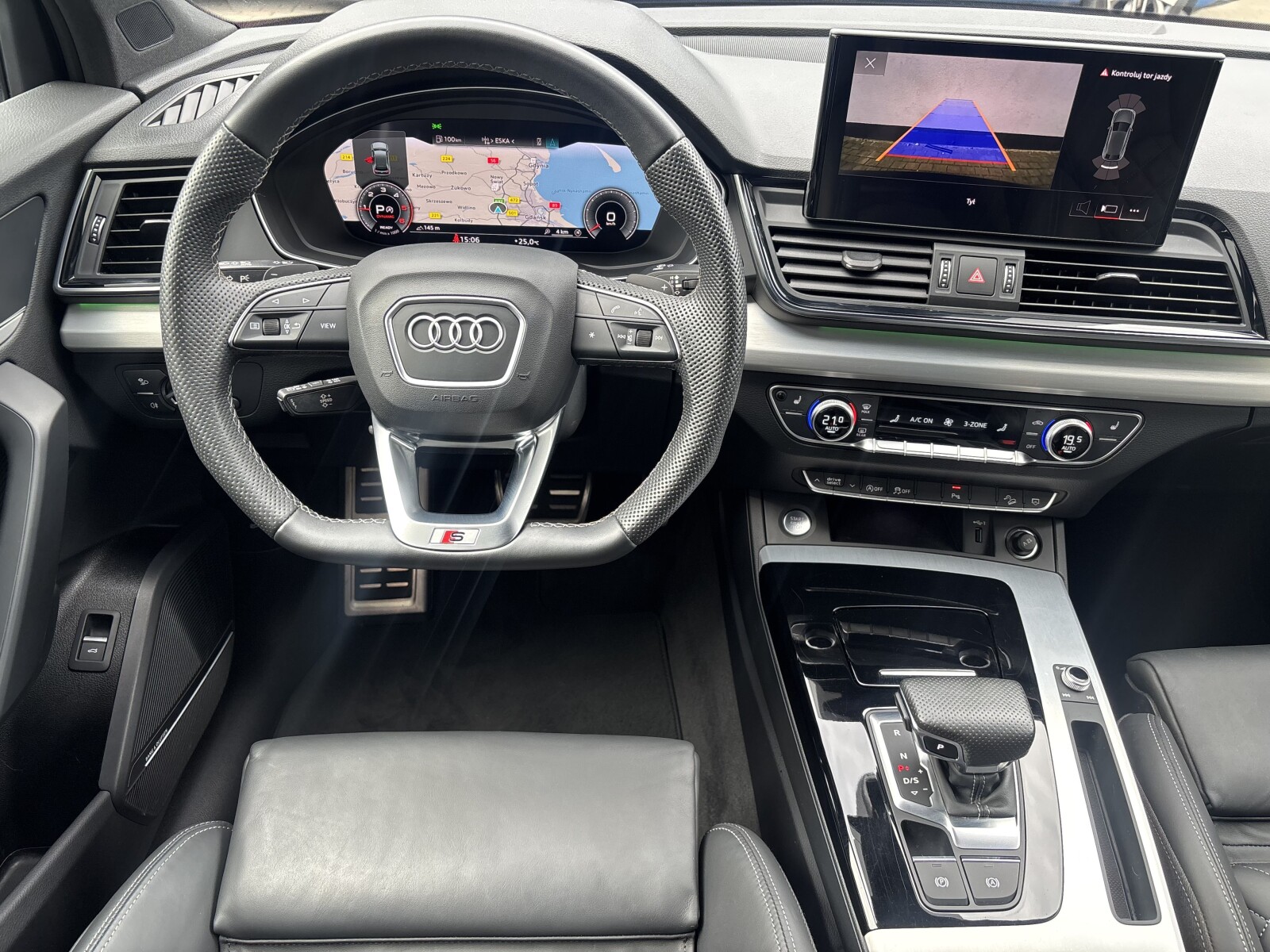 Audi Q5 Sportback - zdjęcie 10
