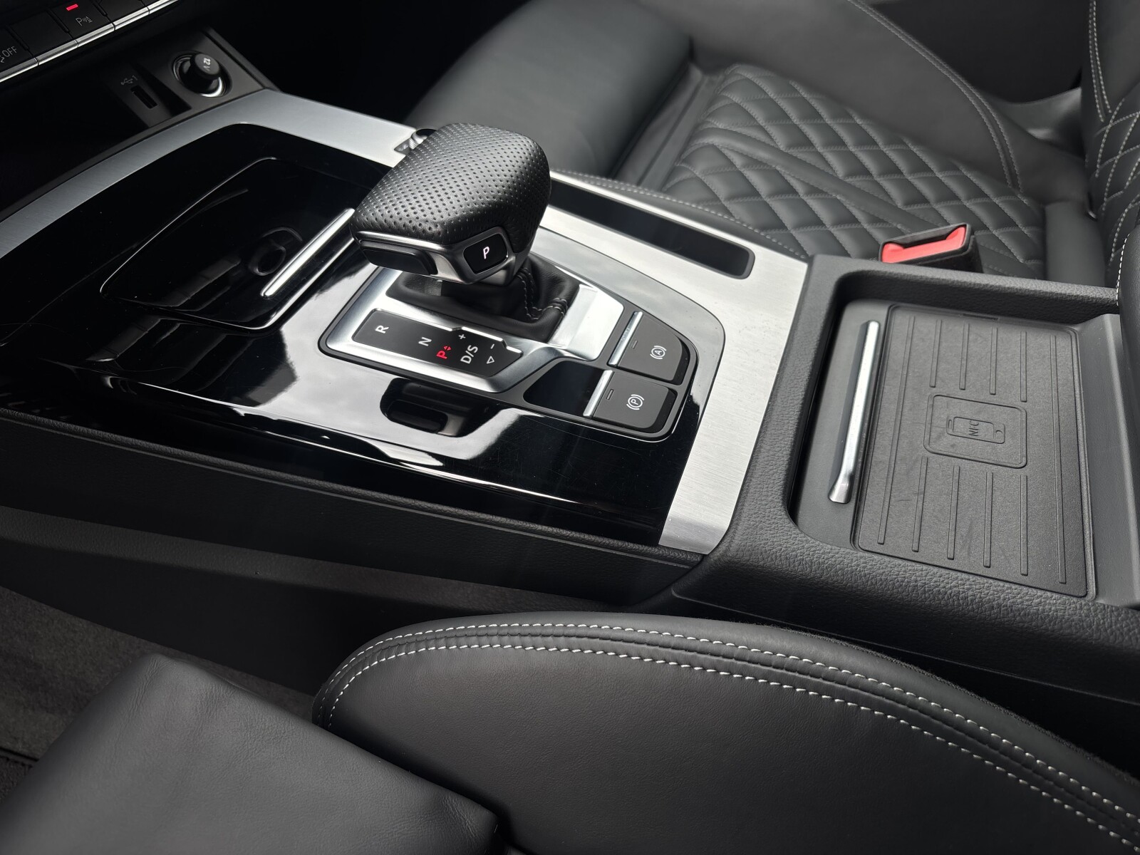 Audi Q5 Sportback - zdjęcie 18