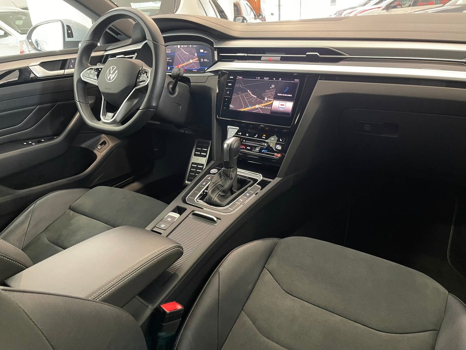 Volkswagen Arteon Shooting Brake - zdjęcie 14