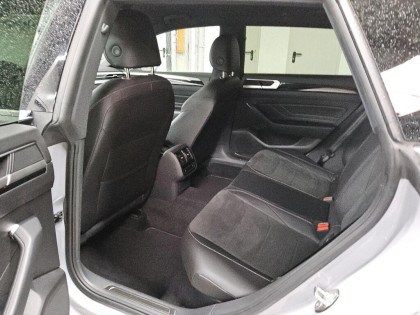 R-Line 2.0TDI 4x4 200KM DSG LED Hak Pogrzewanie Gwarancja ASO FV VAT23