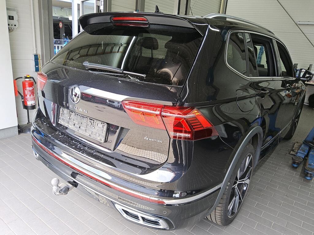Volkswagen Tiguan Allspace - zdjęcie 4