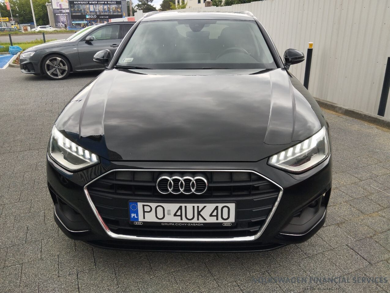 Audi A4 Avant - zdjęcie 2