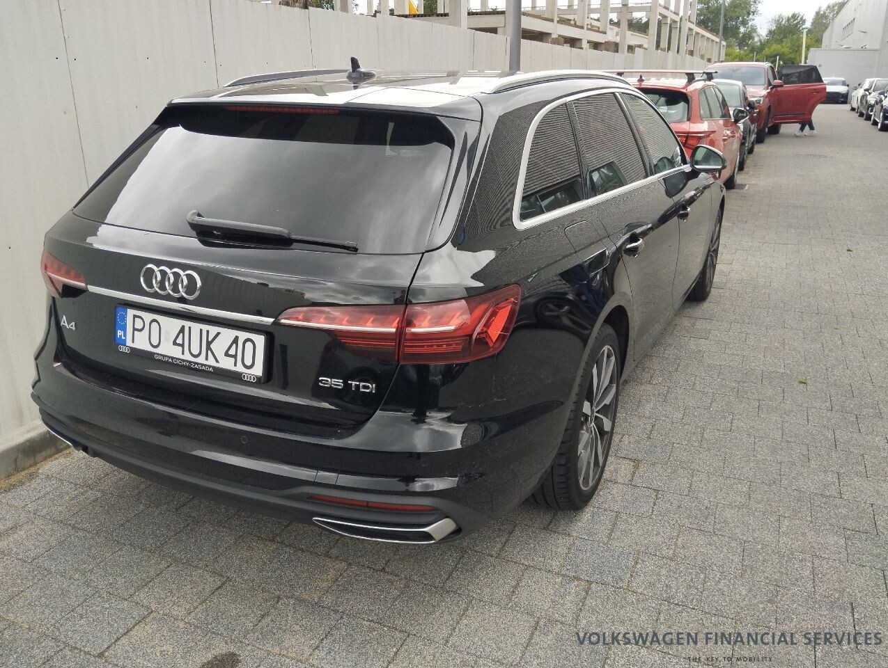 Audi A4 Avant - zdjęcie 4