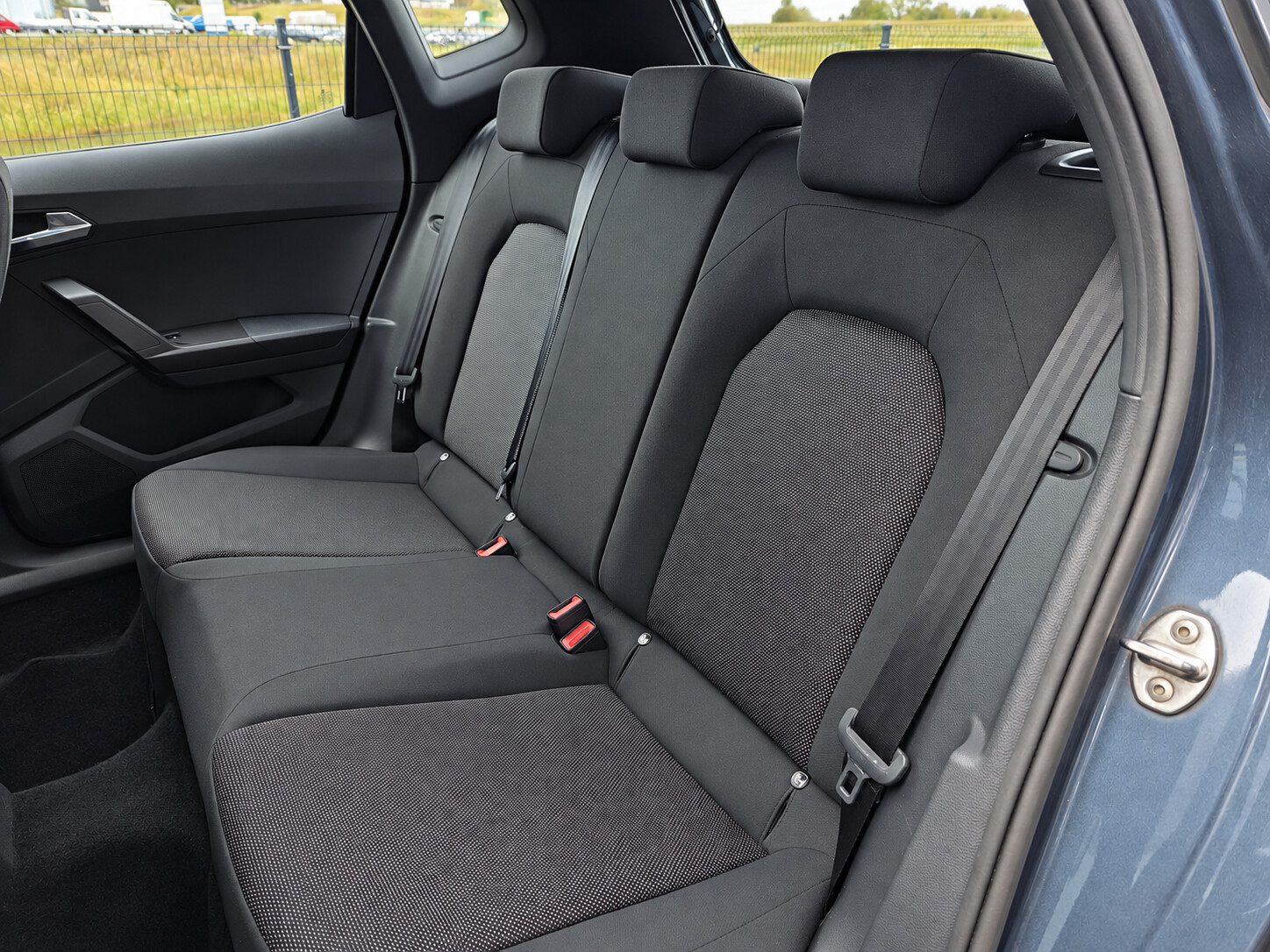 Seat Arona - zdjęcie 12