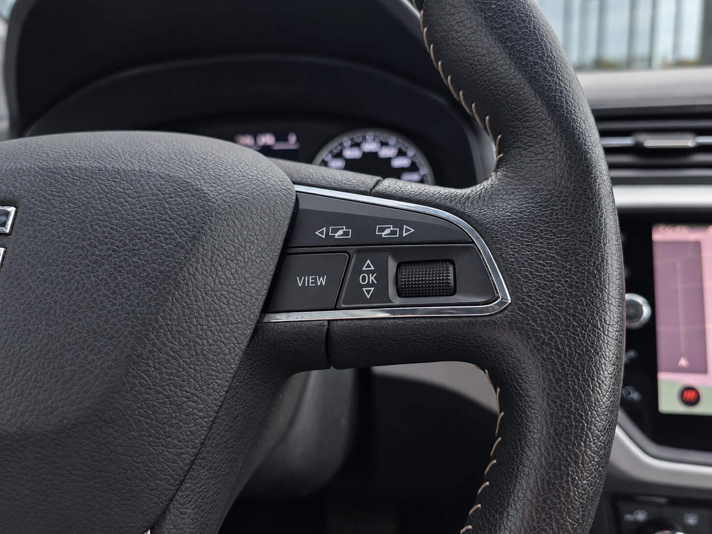Seat Arona - zdjęcie 25