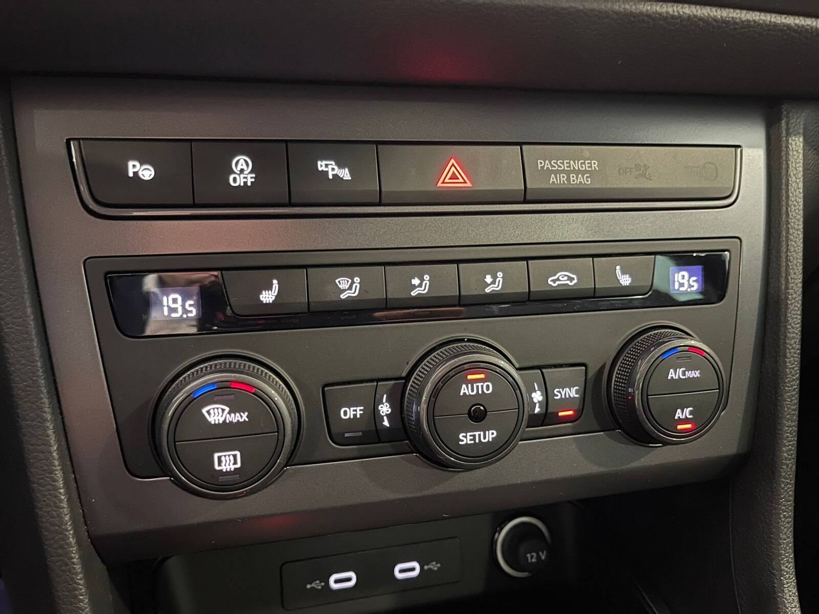 Cupra Ateca - zdjęcie 24