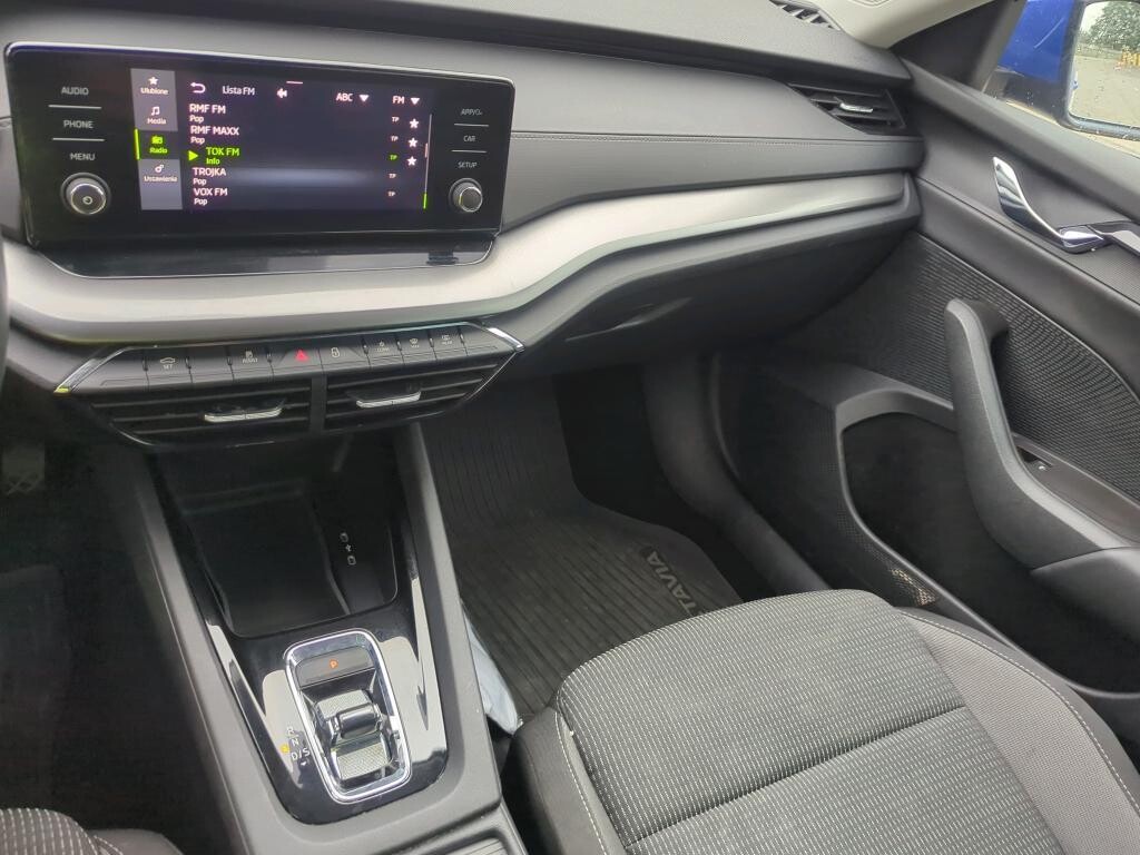 Škoda Octavia Combi - zdjęcie 4