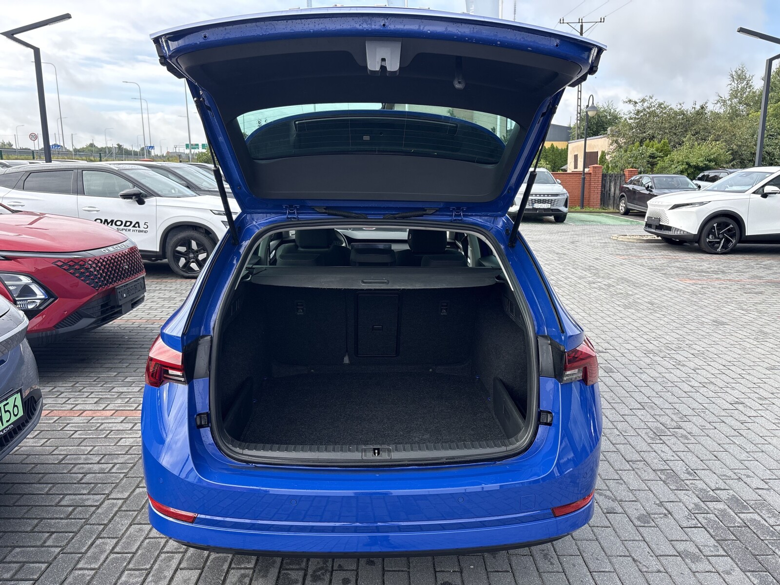 Škoda Octavia Combi - zdjęcie 23