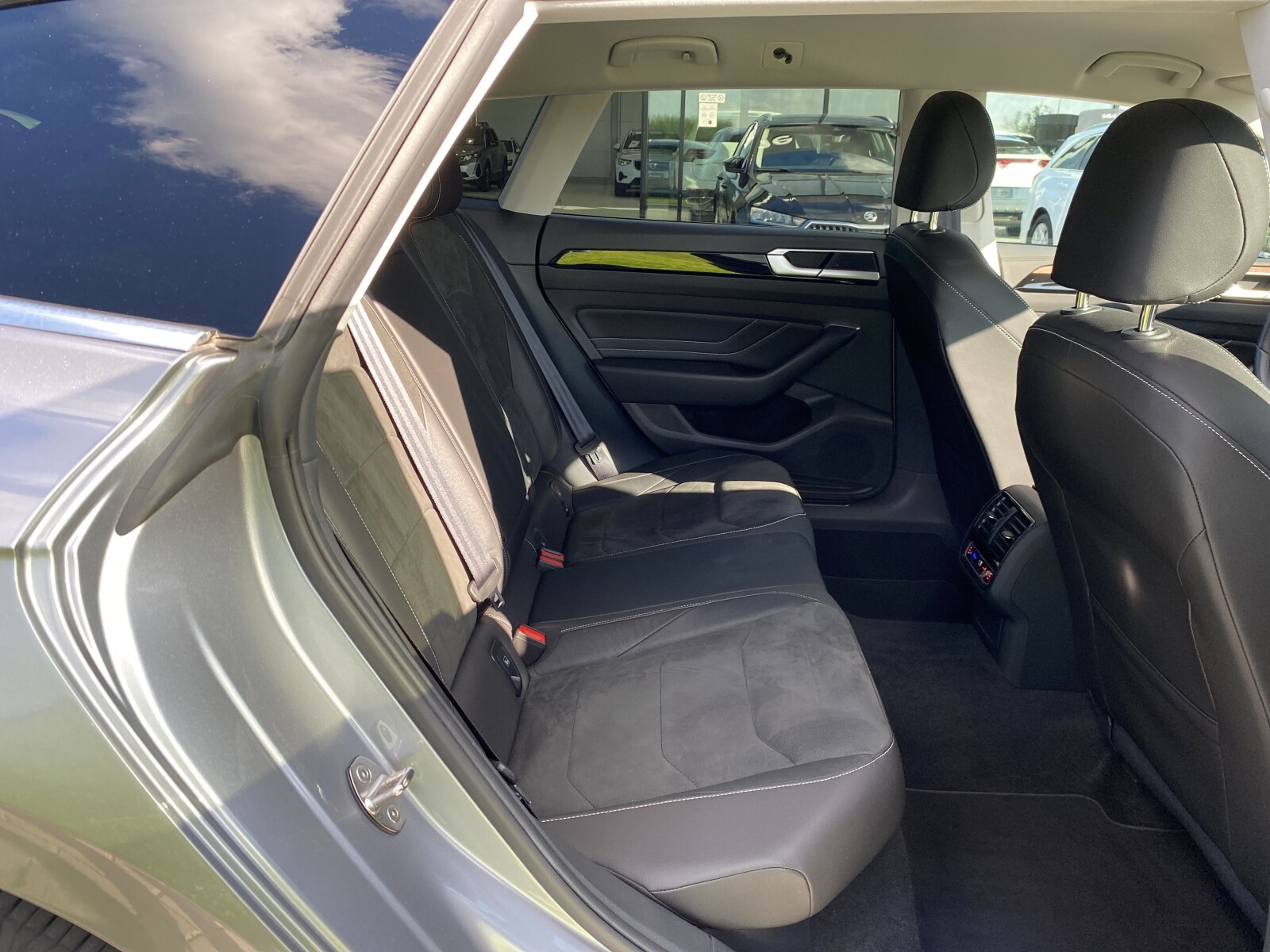 Volkswagen Arteon Shooting Brake - zdjęcie 13
