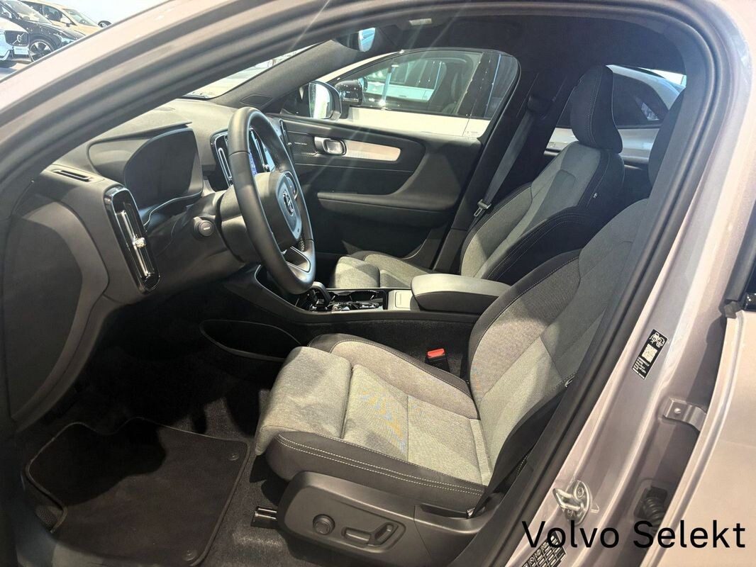 Volvo XC 40 - zdjęcie 15