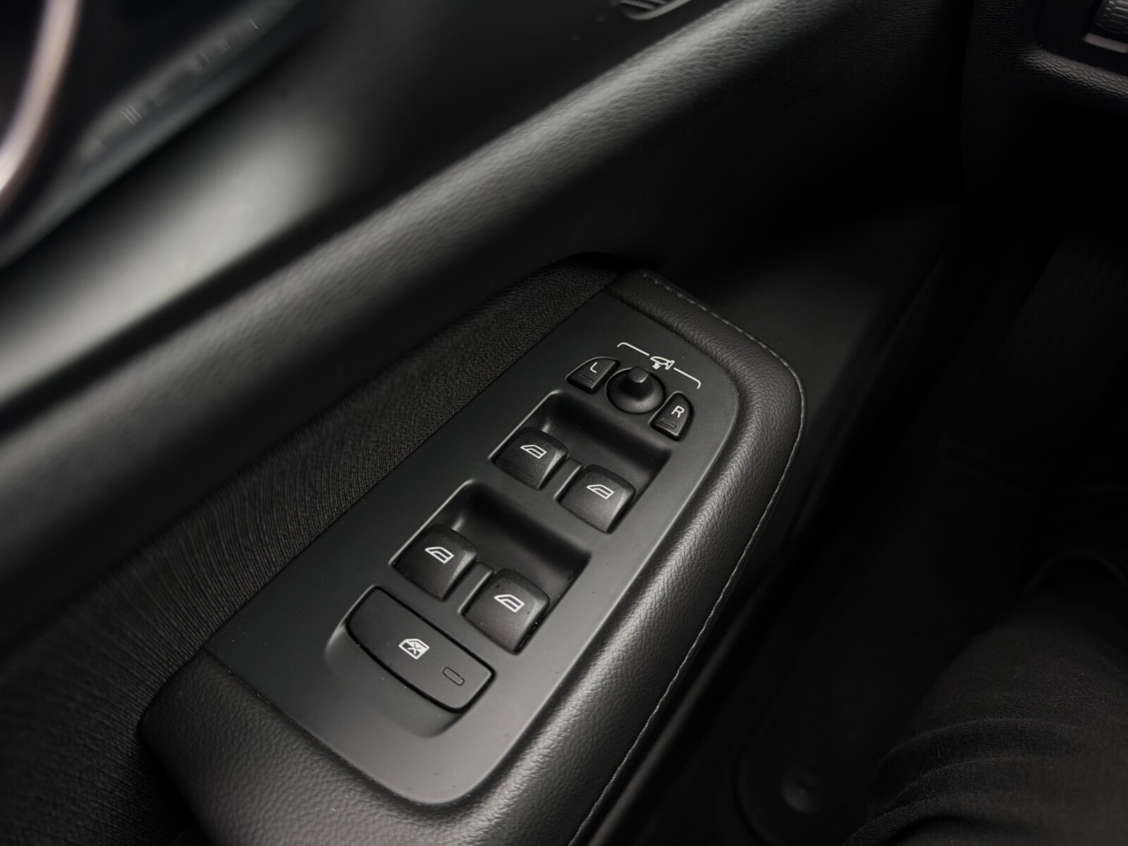 Volvo V60 - zdjęcie 22
