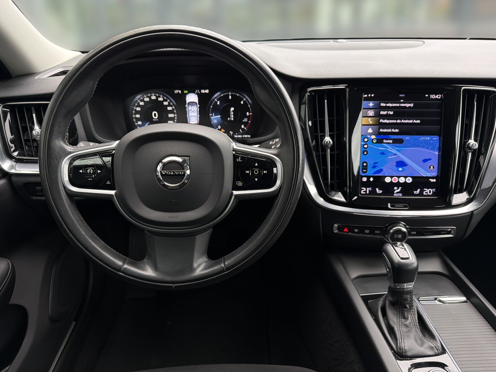 Volvo V60 - zdjęcie 11