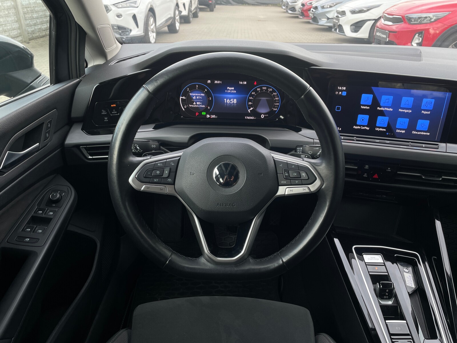Volkswagen Golf Variant - zdjęcie 21