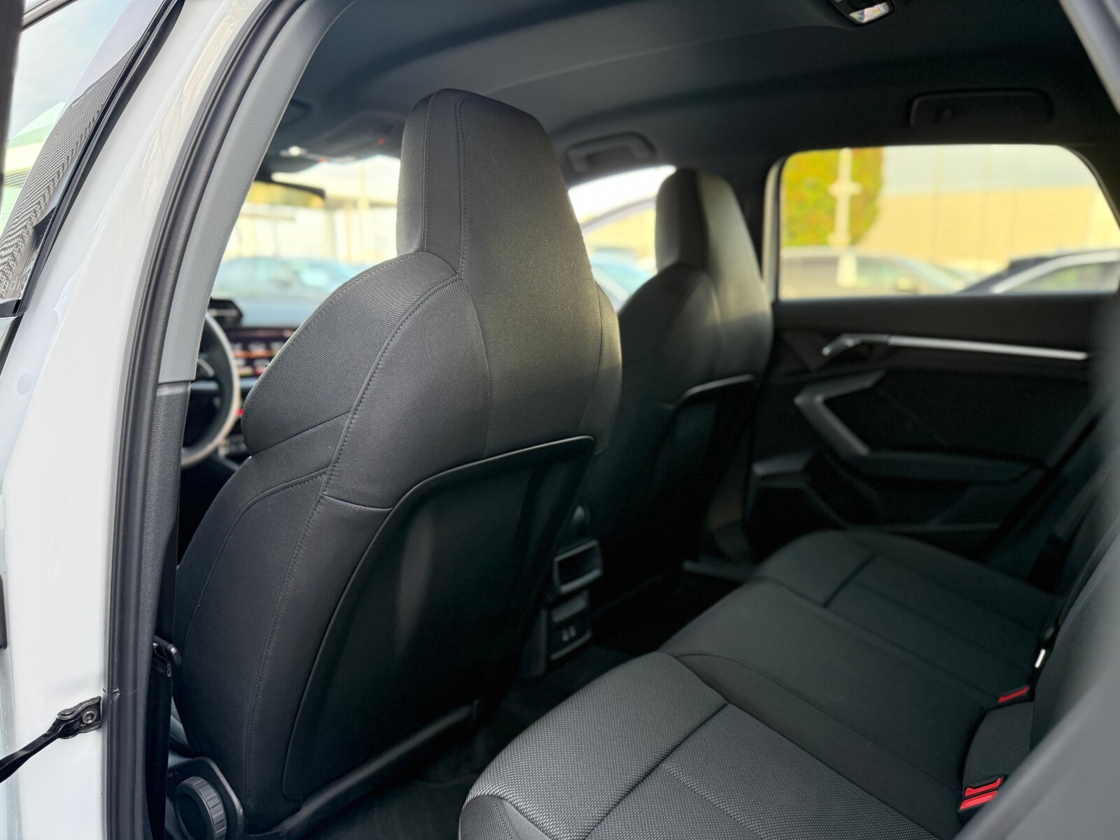 Audi A3 Sportback - zdjęcie 9