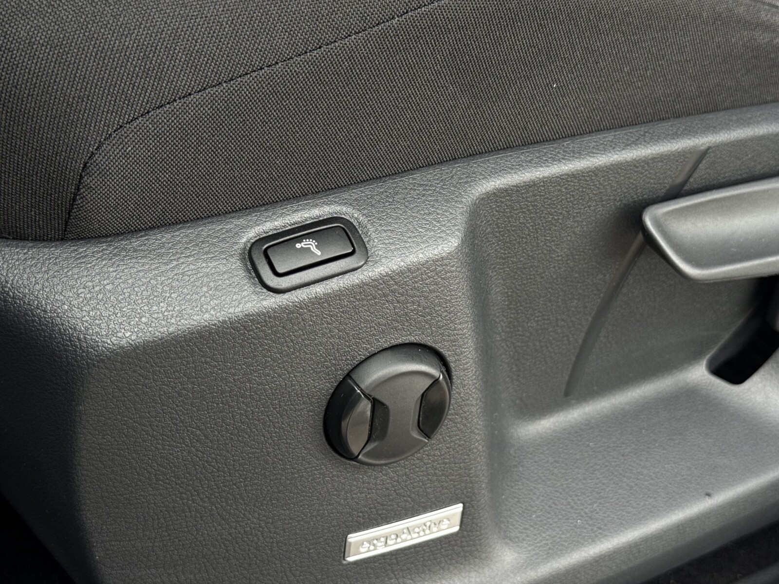 Volkswagen Touran - zdjęcie 11