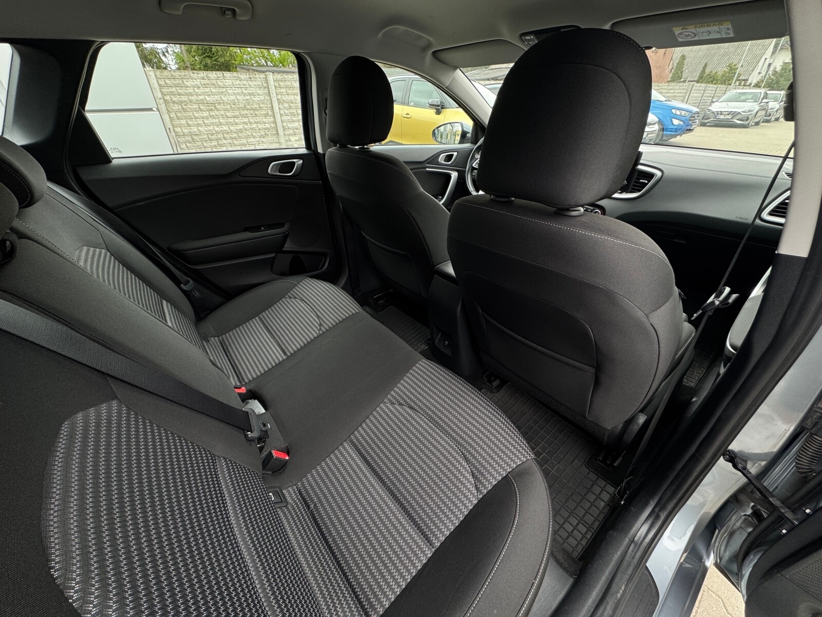 Kia Ceed - zdjęcie 15