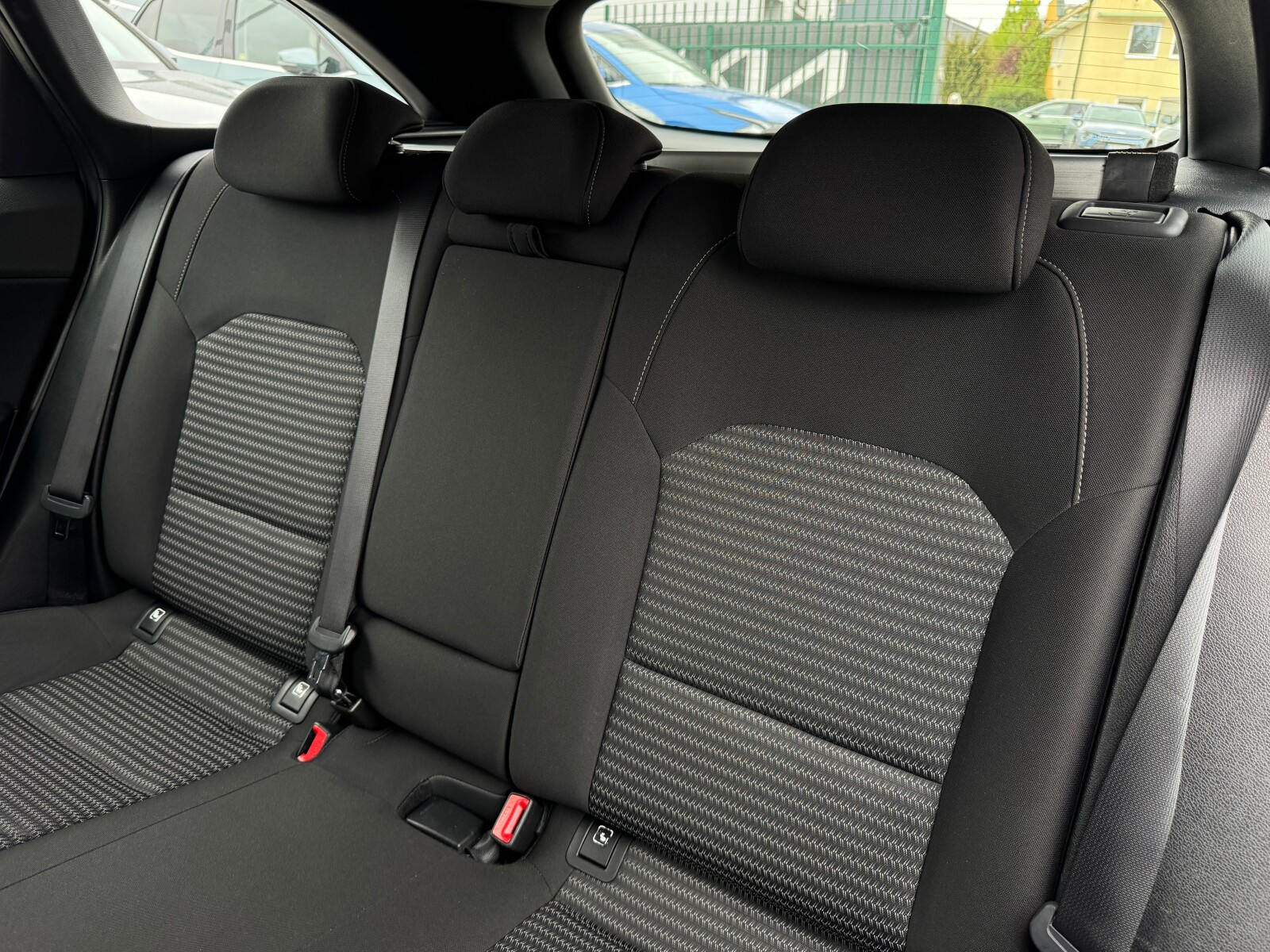 Kia Ceed - zdjęcie 12