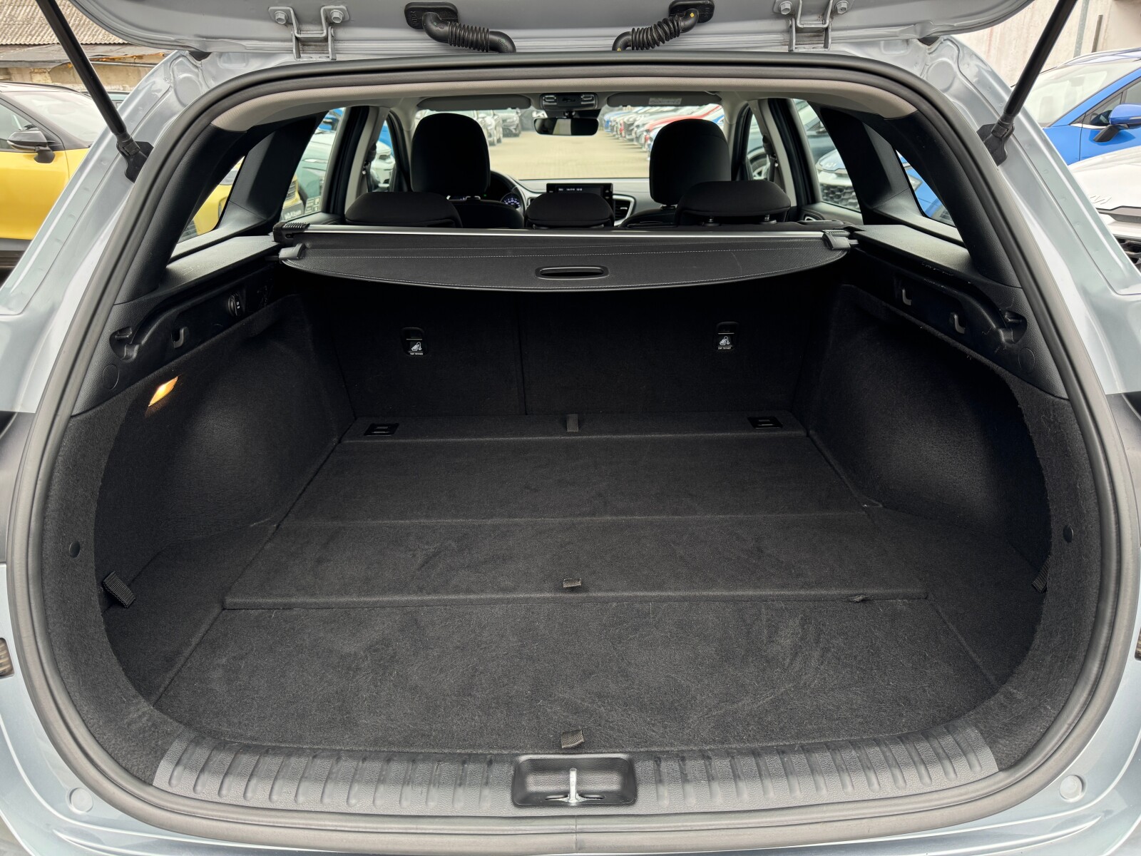 Kia Ceed - zdjęcie 13
