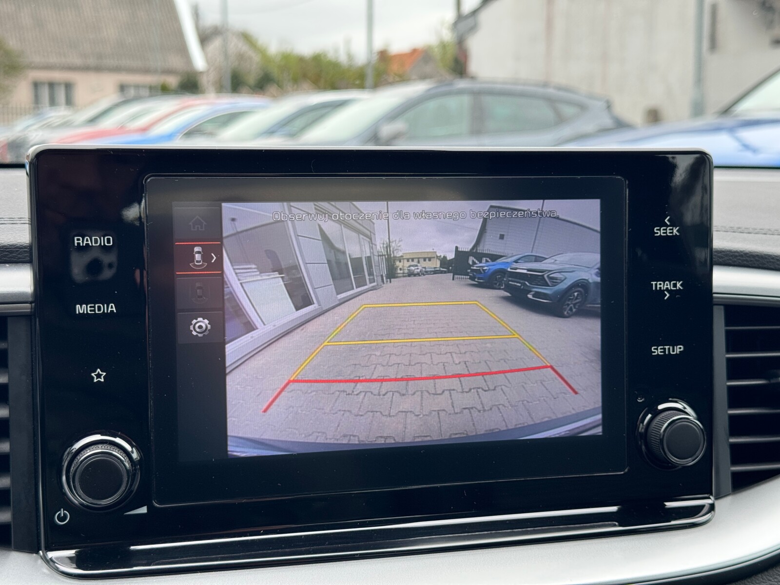 Kia Ceed - zdjęcie 23