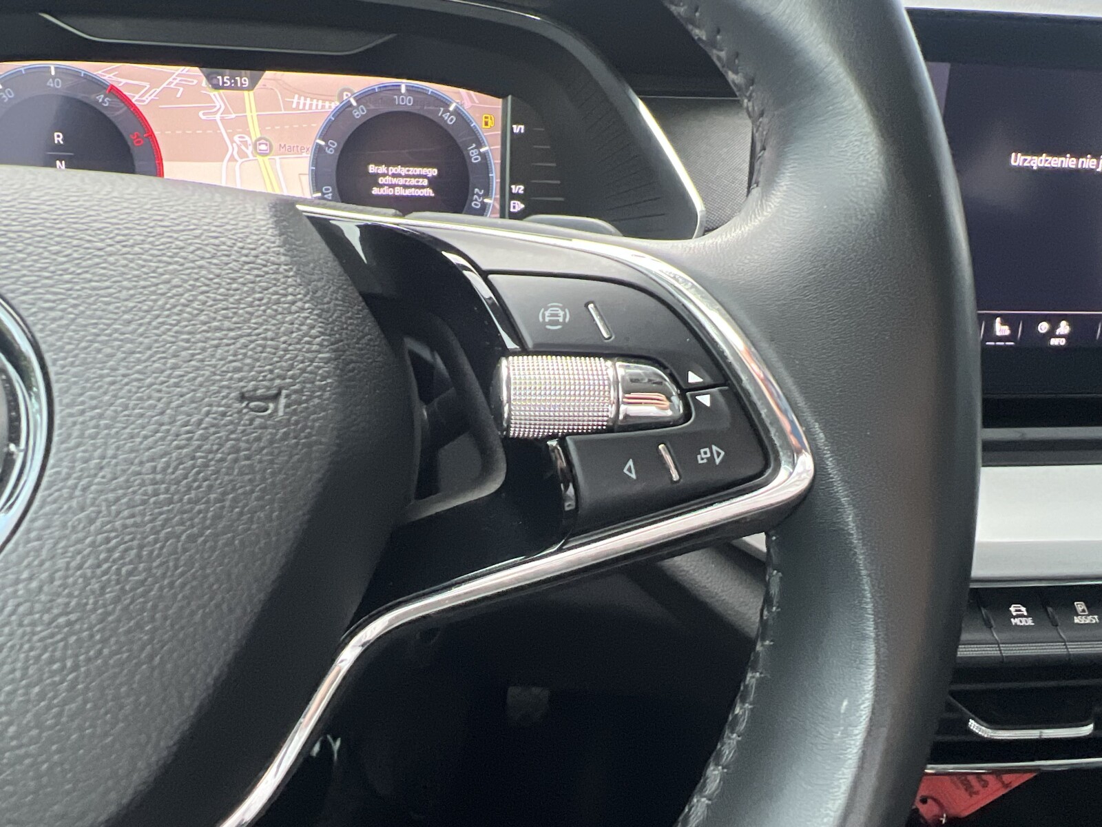 Škoda Octavia Combi - zdjęcie 17