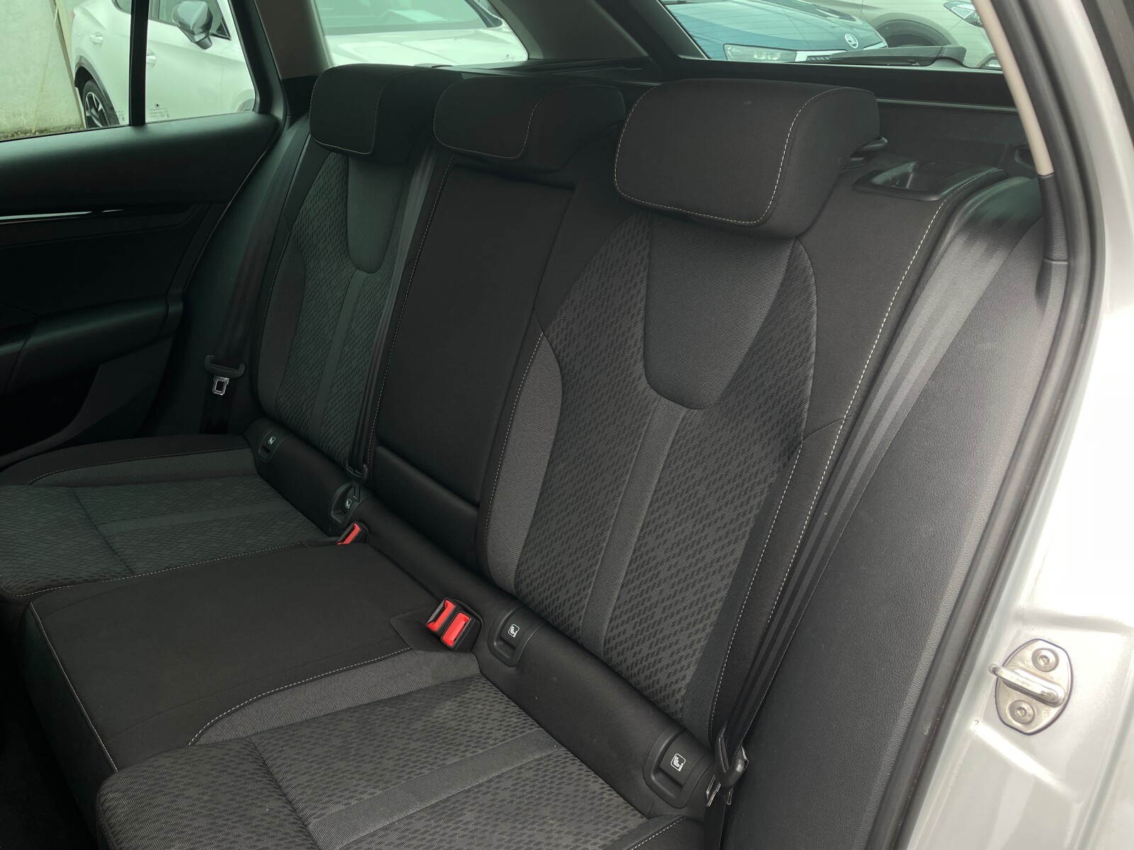 Škoda Octavia Combi - zdjęcie 12