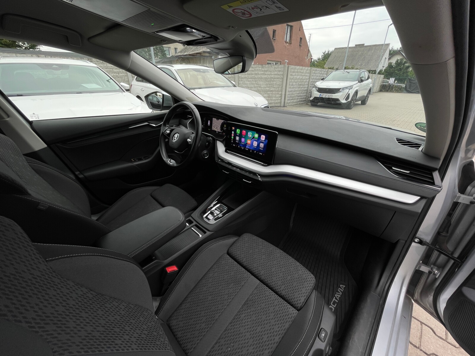 Škoda Octavia Combi - zdjęcie 19
