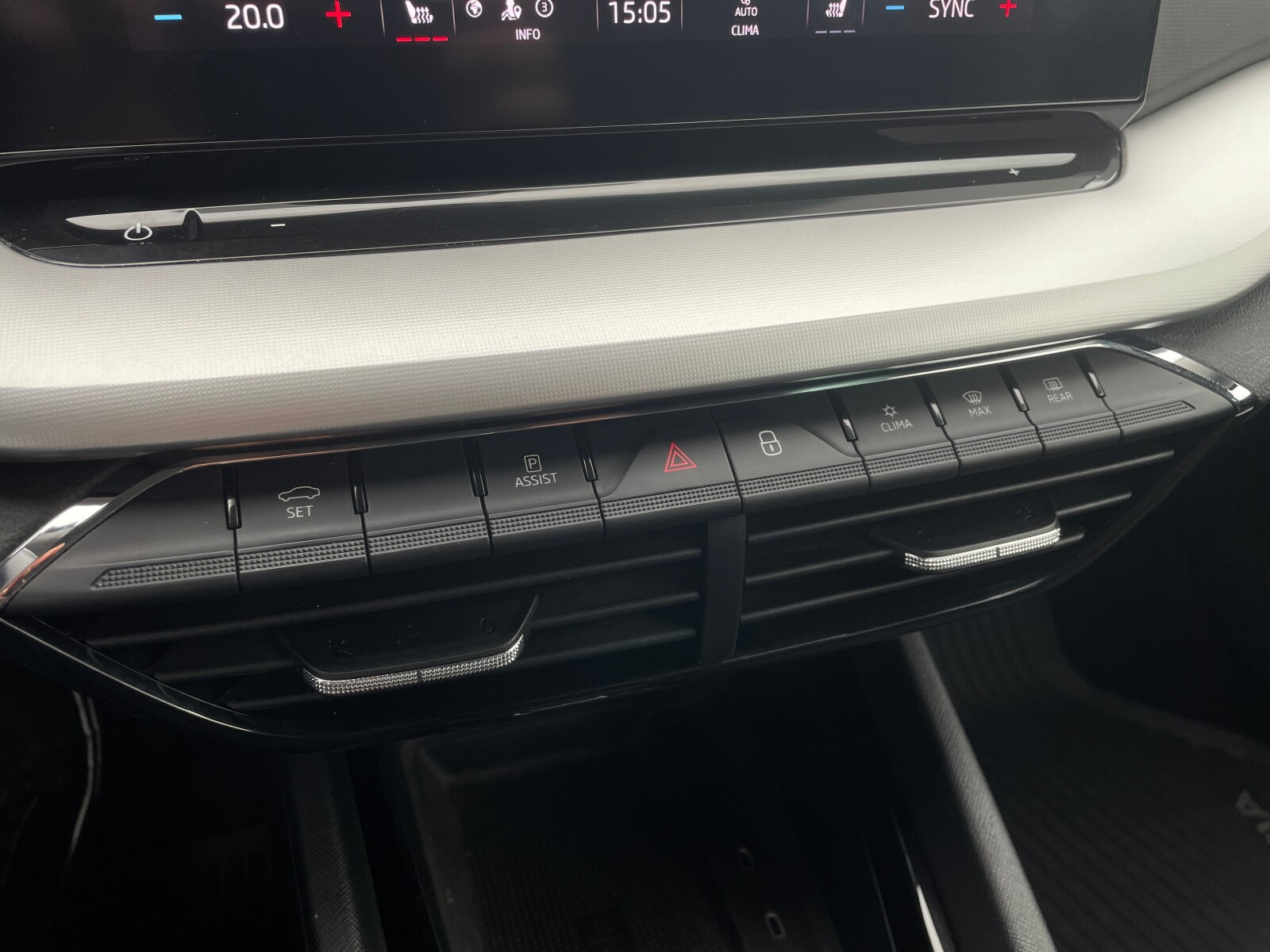 Škoda Octavia Combi - zdjęcie 36