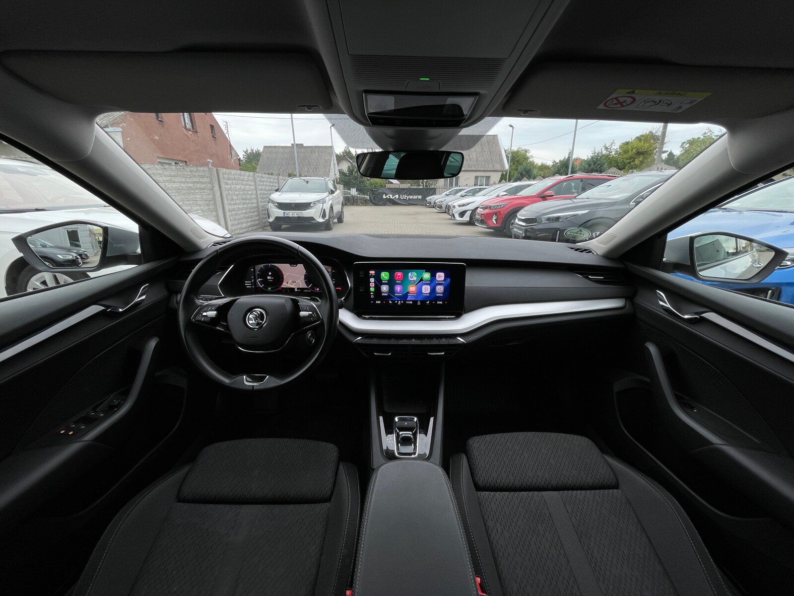 Škoda Octavia Combi - zdjęcie 21