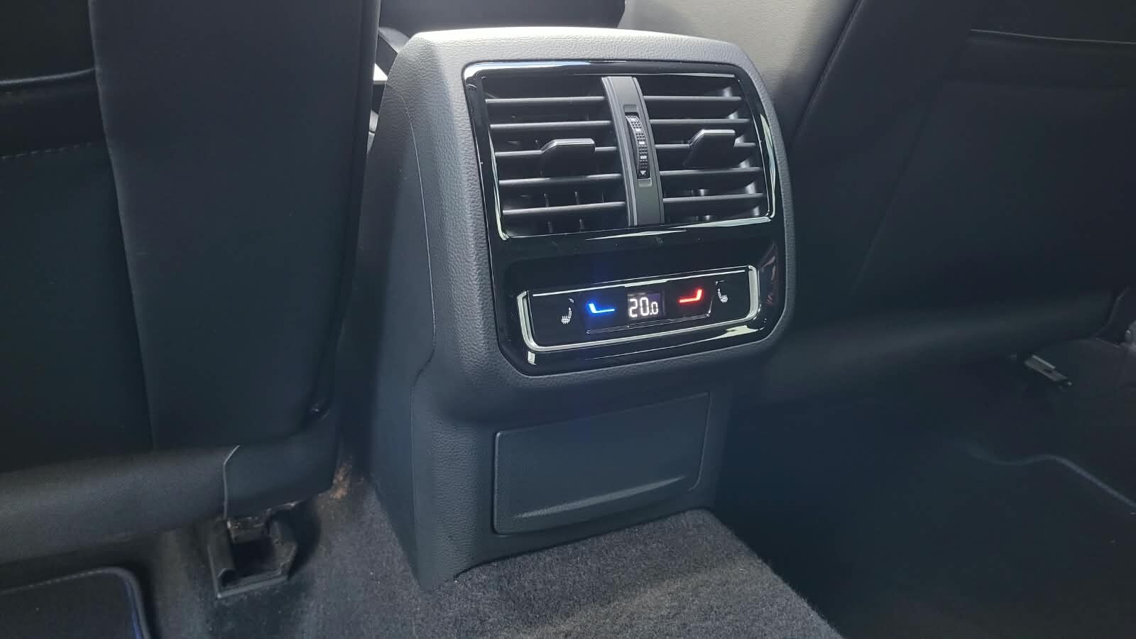 Volkswagen Arteon Shooting Brake - zdjęcie 13