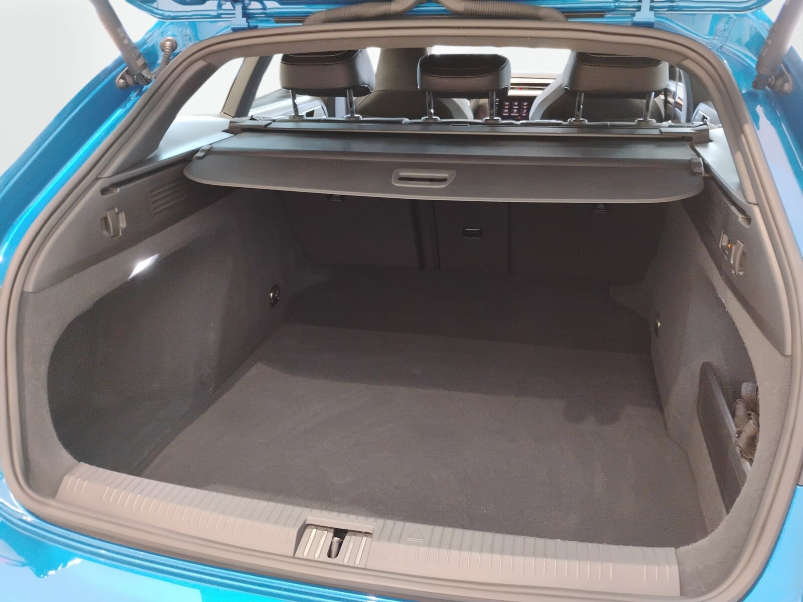 Volkswagen Arteon Shooting Brake - zdjęcie 40