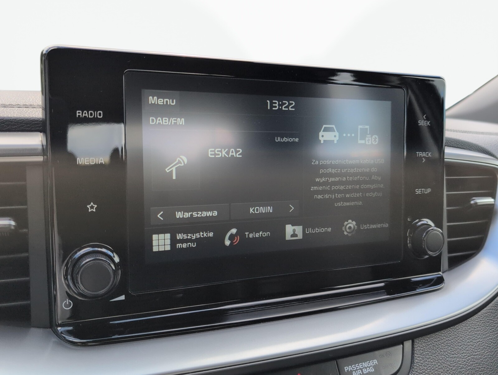 Kia Ceed - zdjęcie 24