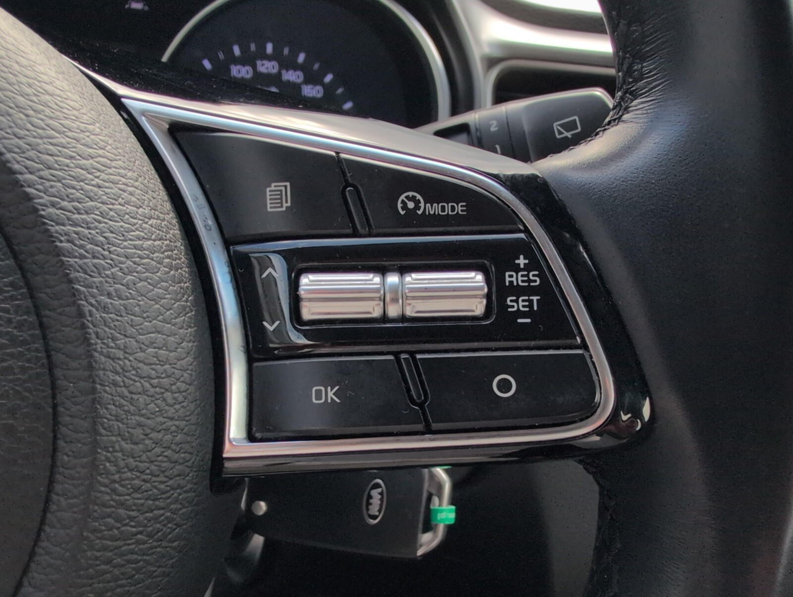 Kia Ceed - zdjęcie 23