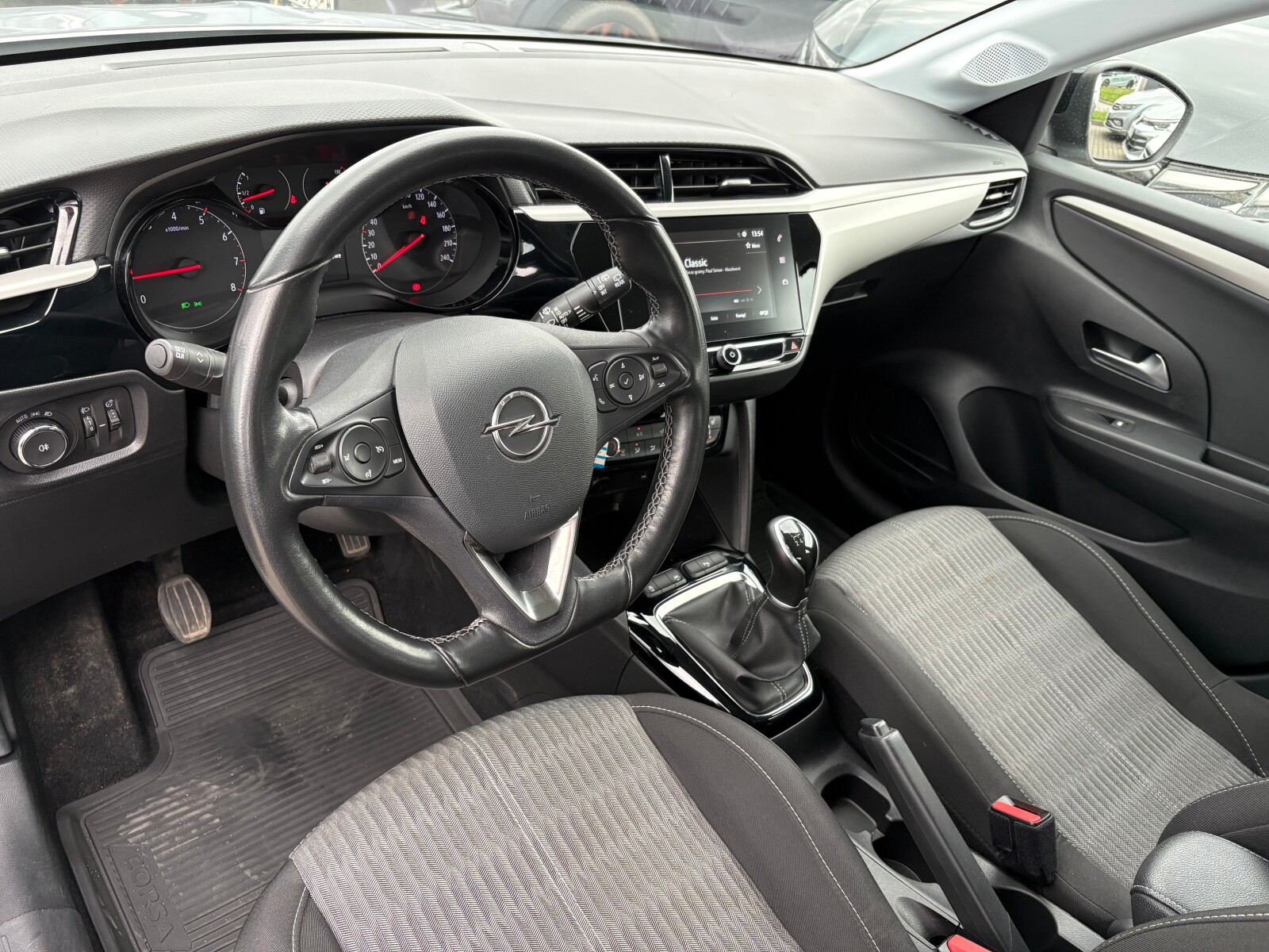 Opel Corsa - zdjęcie 11
