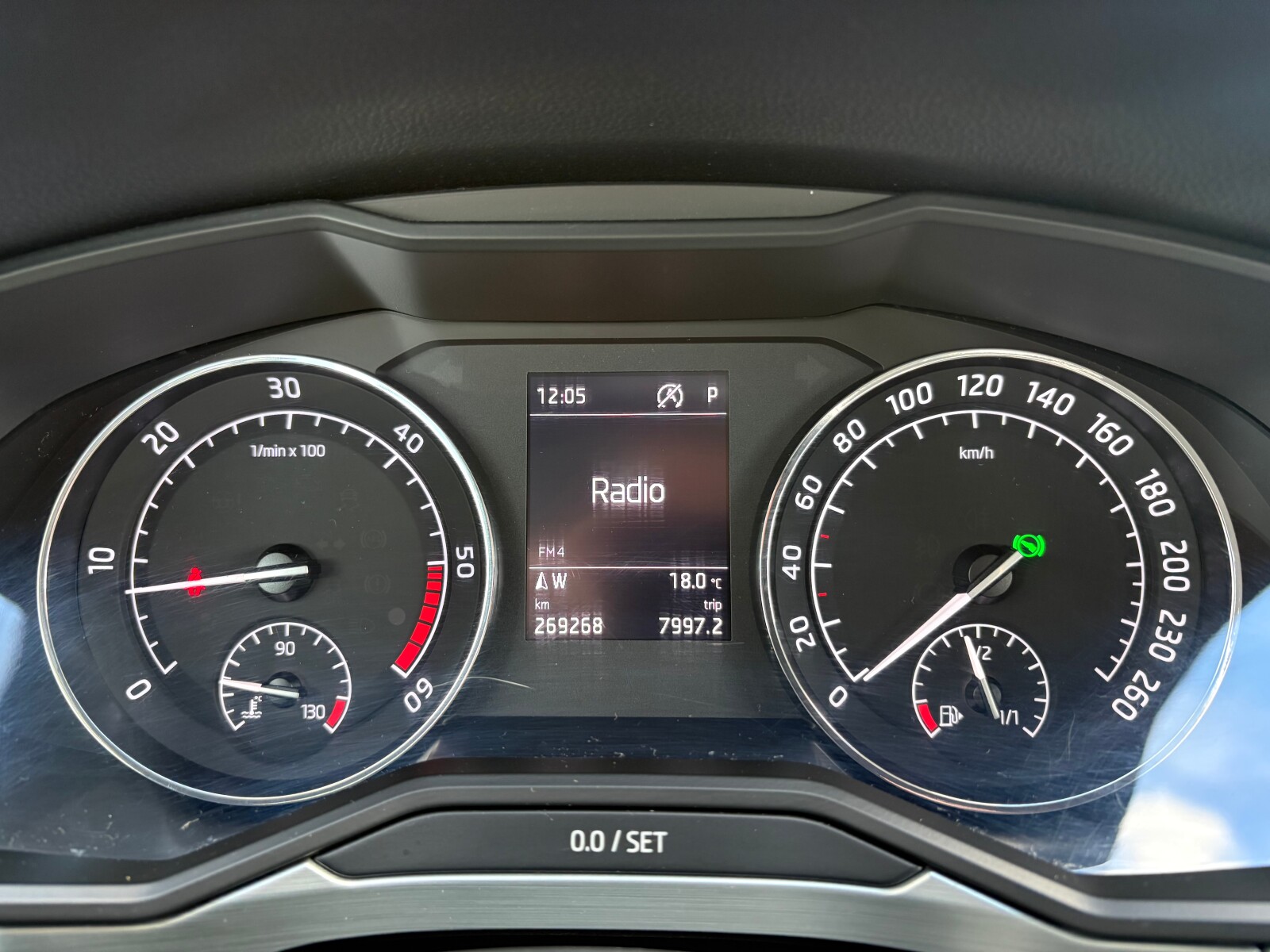 Škoda Superb - zdjęcie 21
