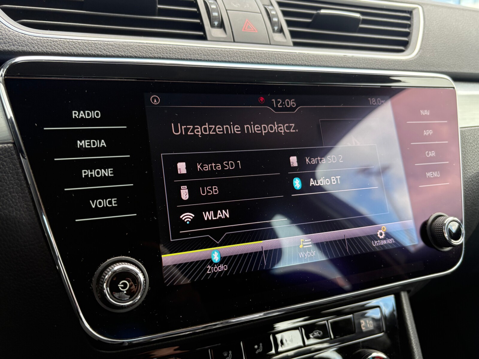 Škoda Superb - zdjęcie 31