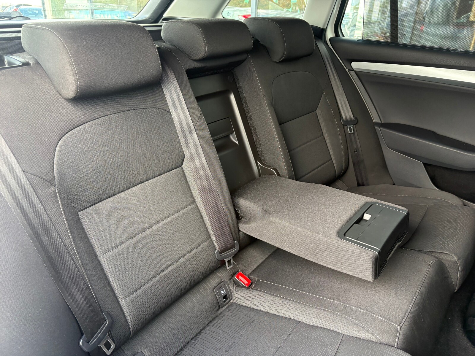 Škoda Superb - zdjęcie 15