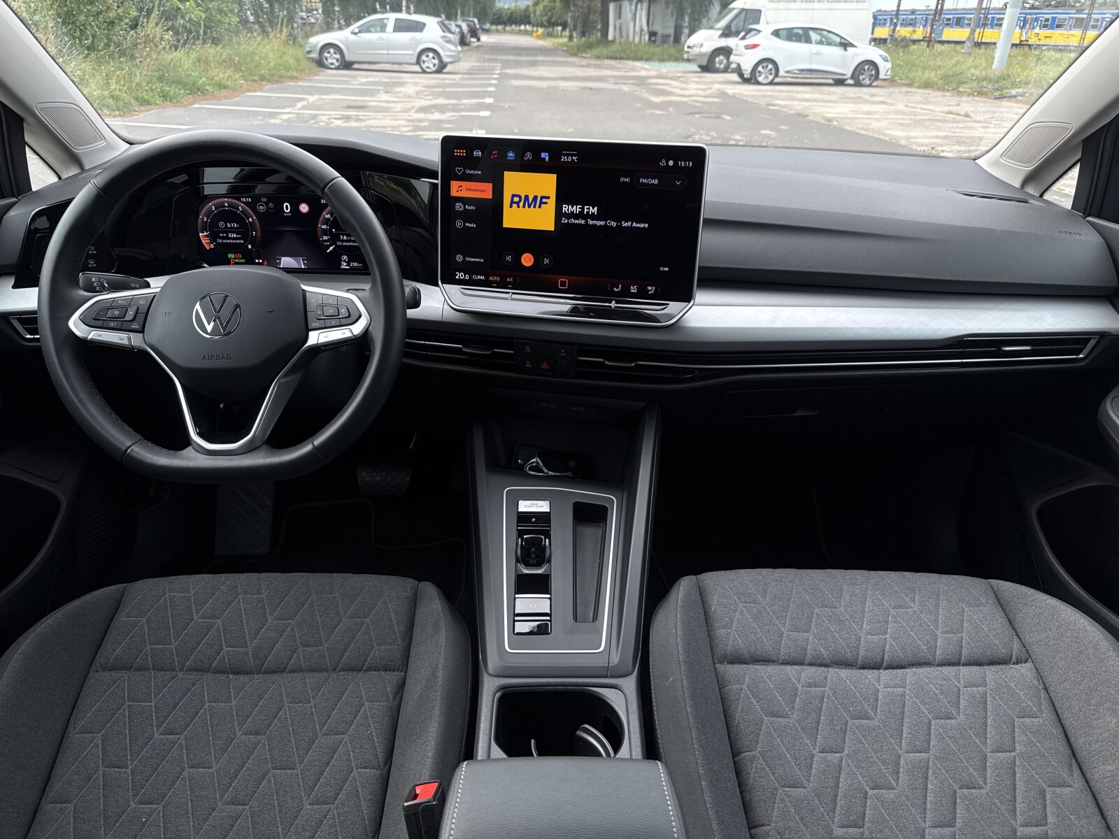 Volkswagen Golf - zdjęcie 10