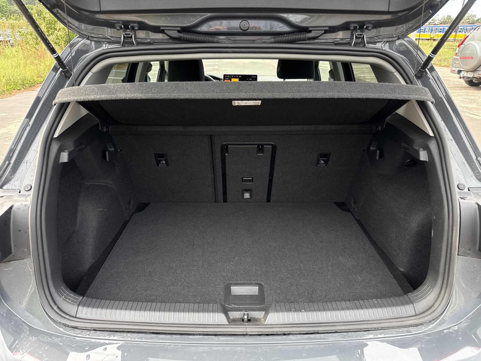 Volkswagen Golf - zdjęcie 35