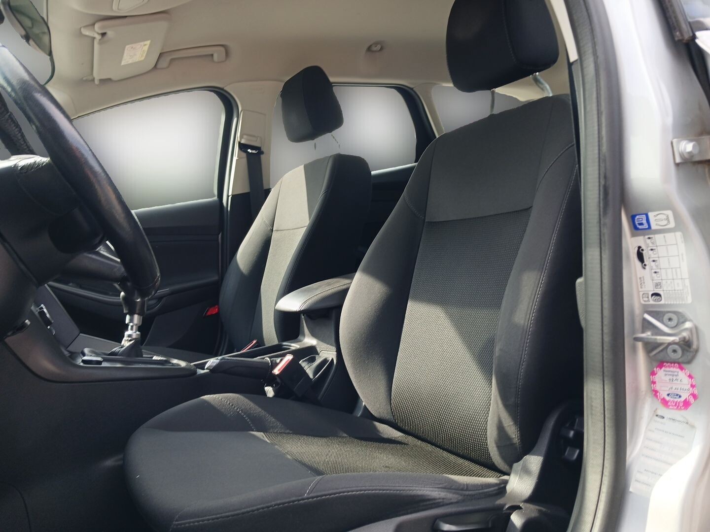 Ford Focus - zdjęcie 10