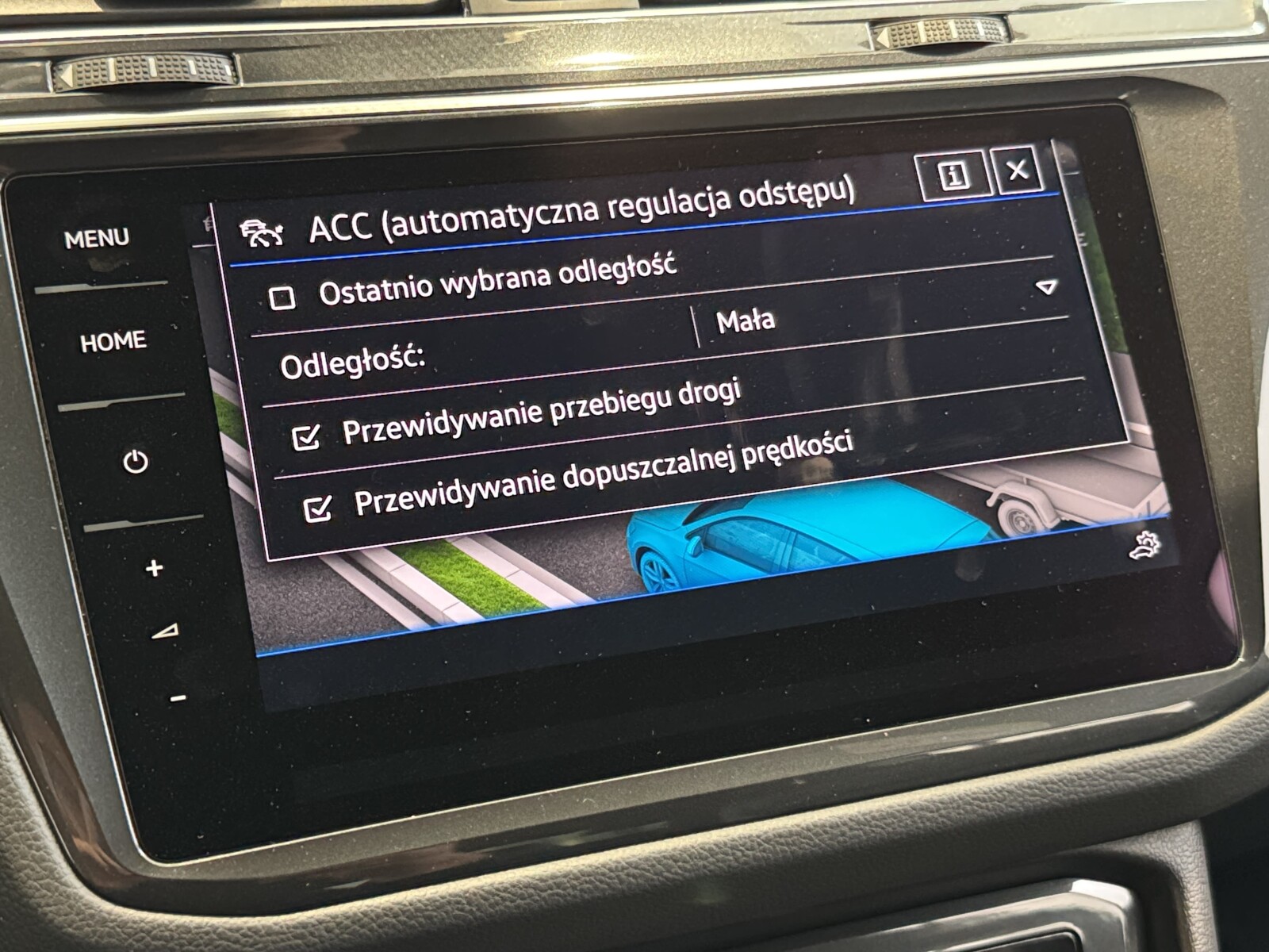 Volkswagen Tiguan - zdjęcie 36