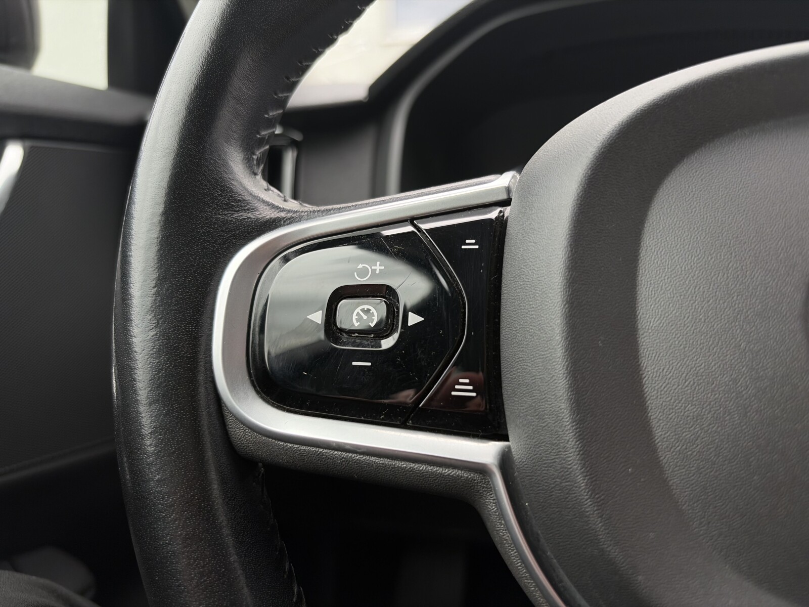 Volvo V90 - zdjęcie 22