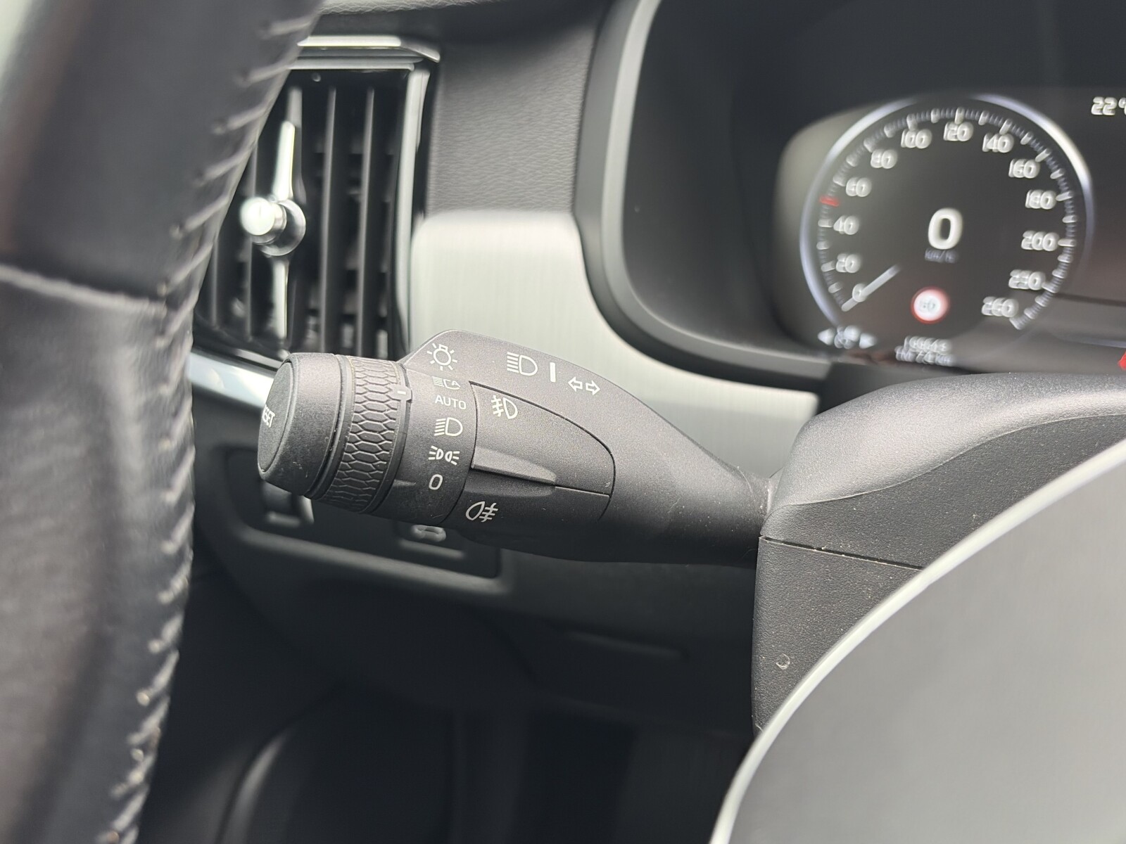 Volvo V90 - zdjęcie 25