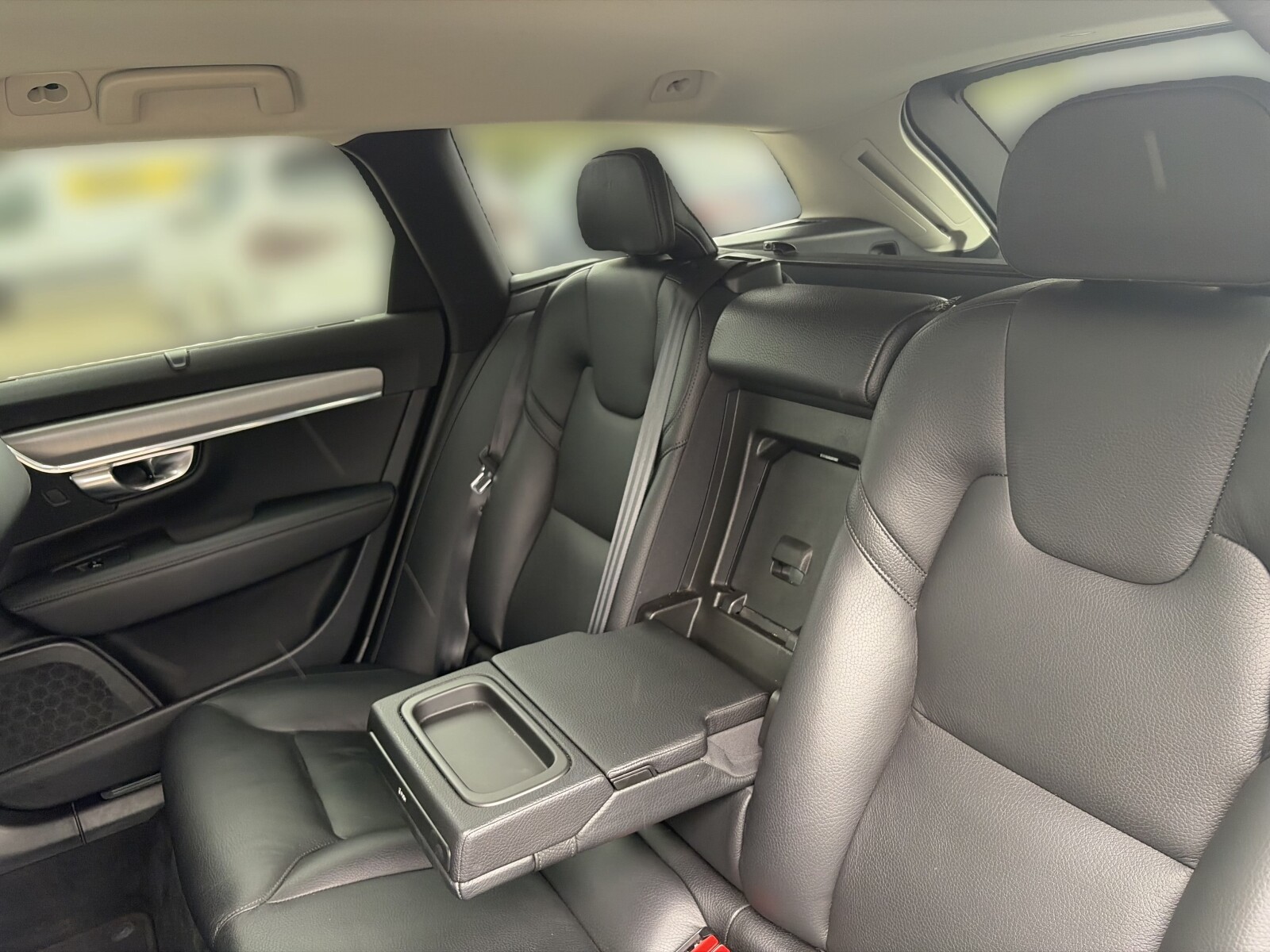 Volvo V90 - zdjęcie 16