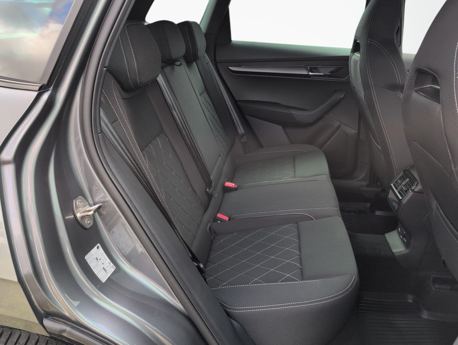 Škoda Karoq - zdjęcie 12