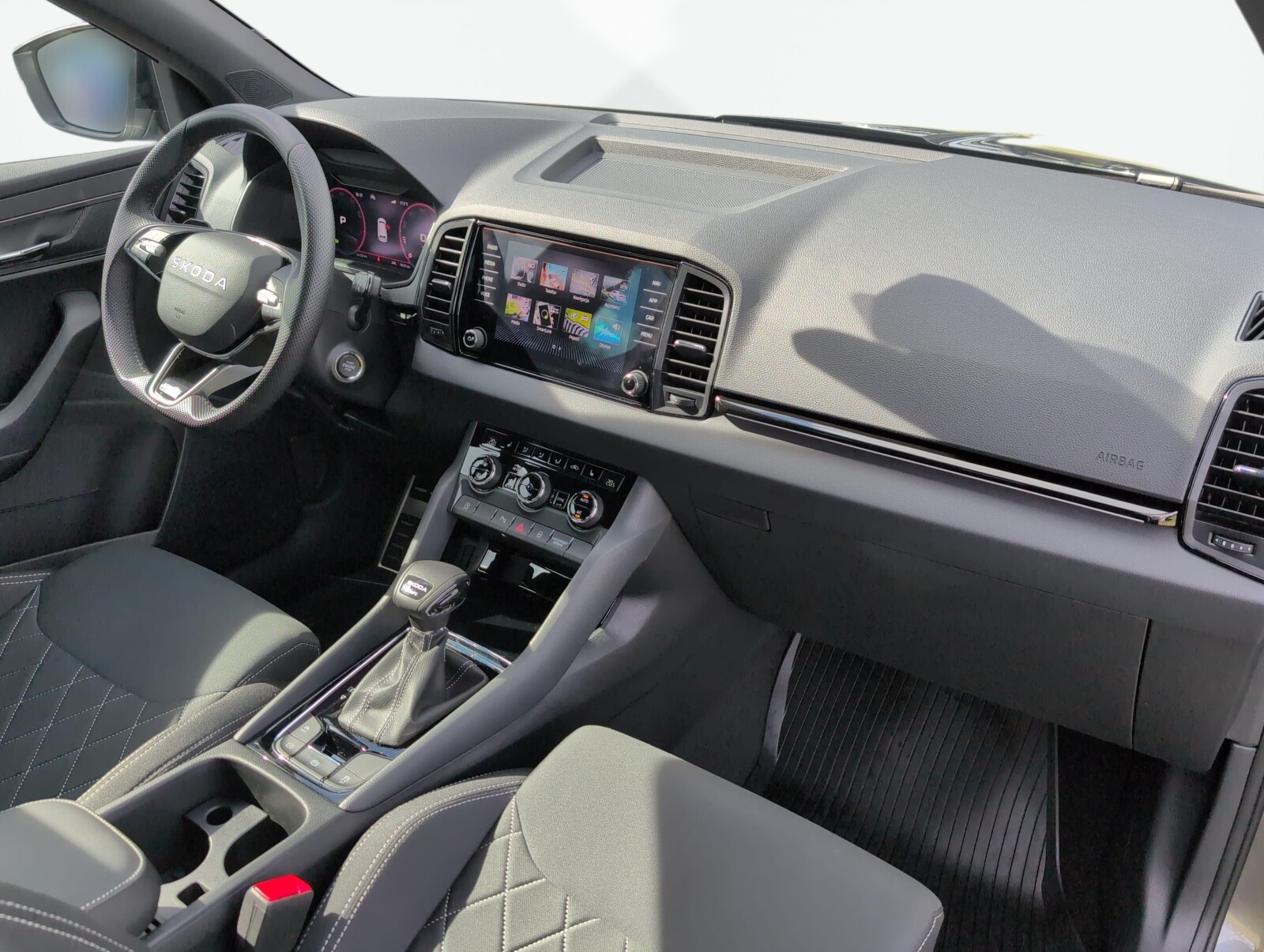 Škoda Karoq - zdjęcie 16