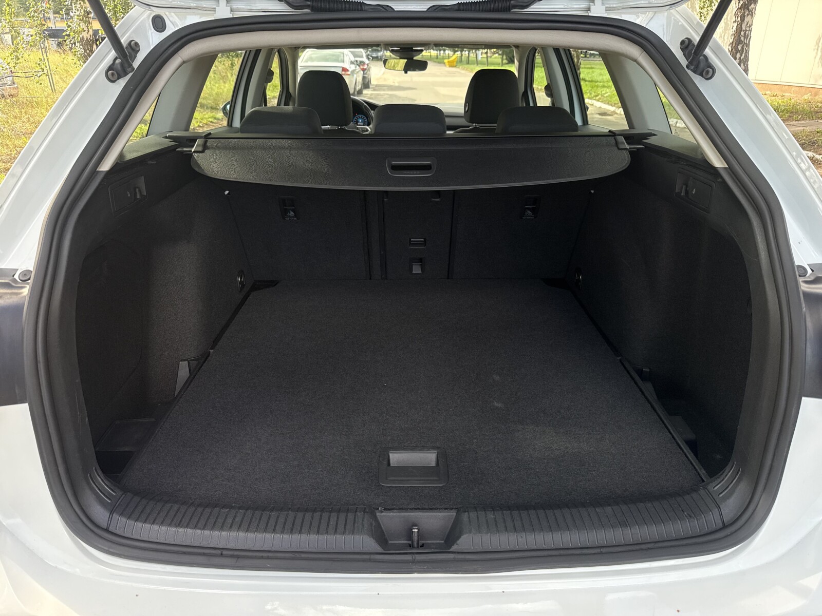 Volkswagen Golf - zdjęcie 35