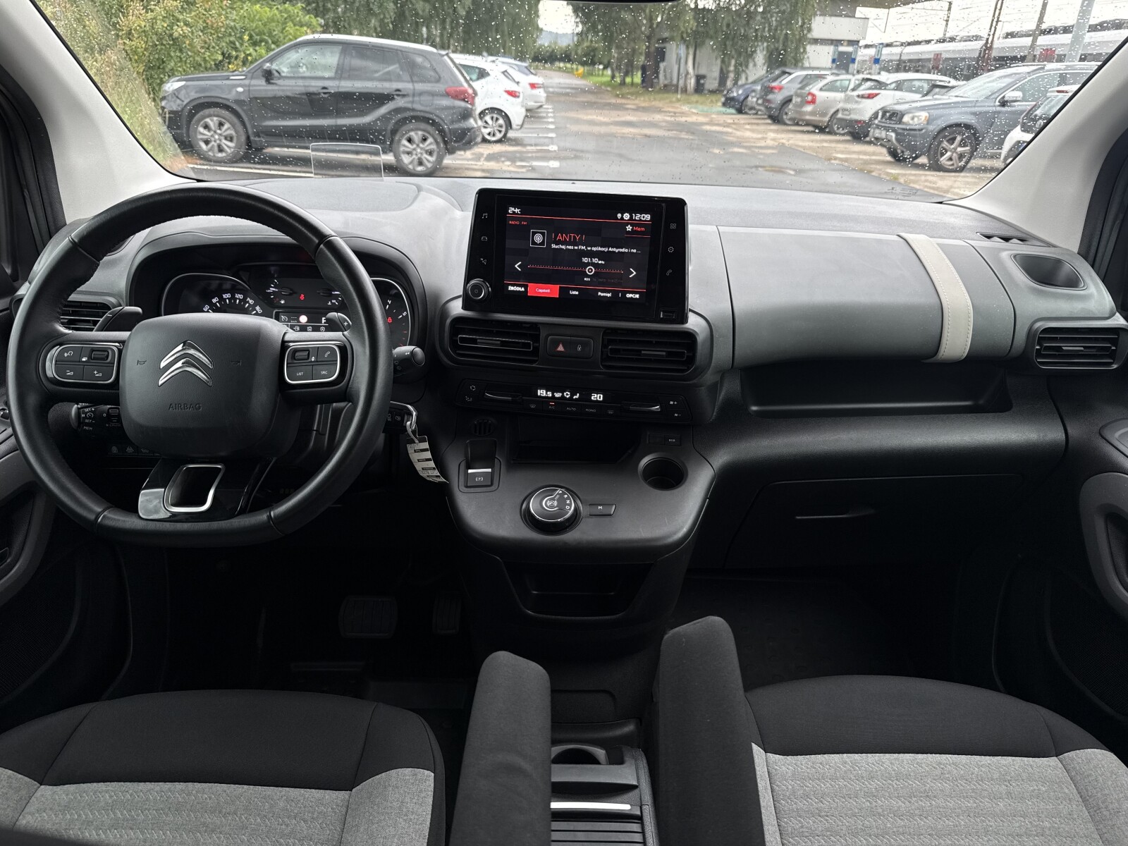 Citroën Berlingo - zdjęcie 9