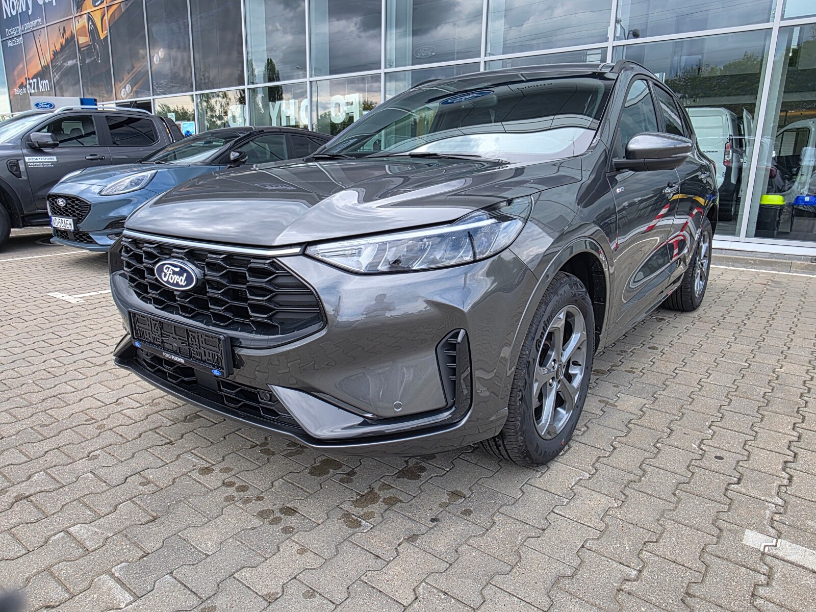 Ford Kuga FHEV AWD ST-Line 183KM