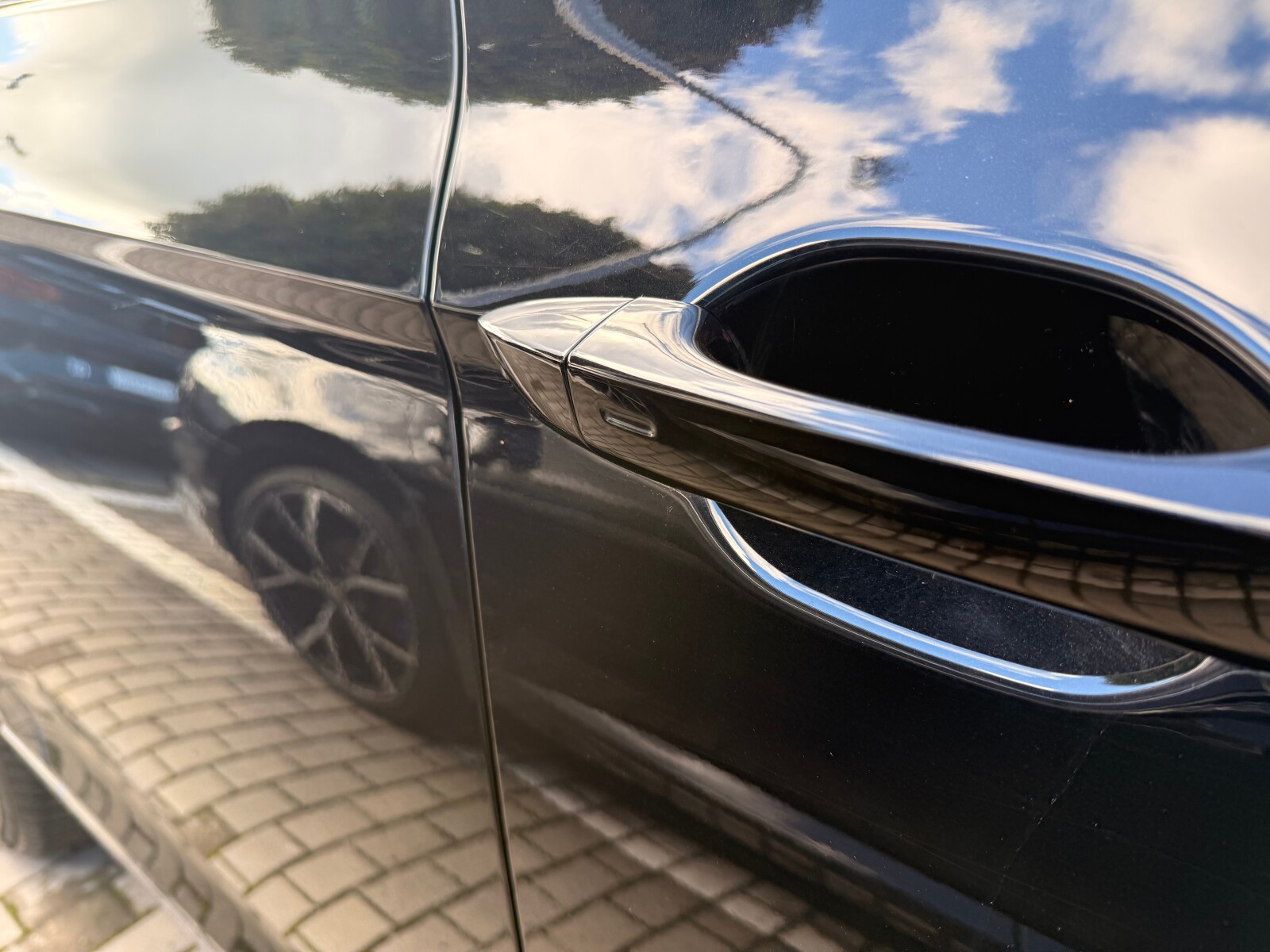 Volkswagen Passat Variant - zdjęcie 9