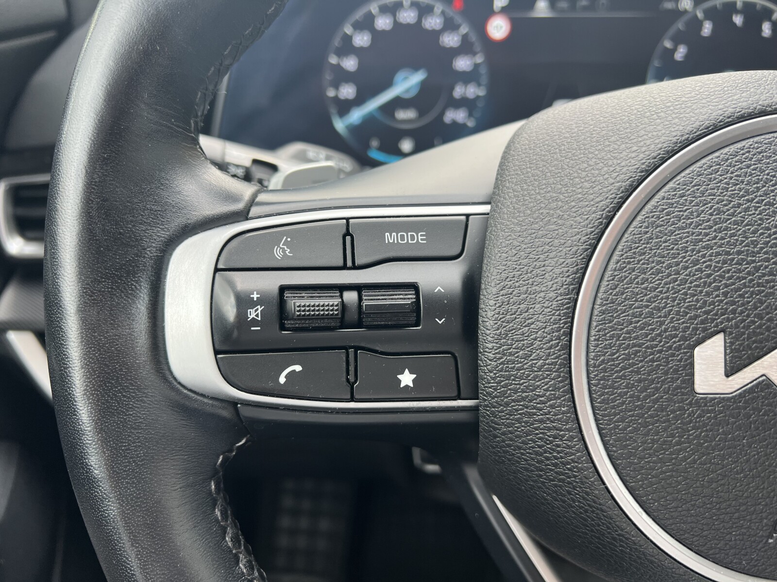 Kia Sportage - zdjęcie 14